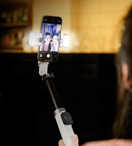 川百元级闭眼入不踩坑手机稳定器榜单：奥(图1)